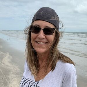 Meet your Posher, Lisa